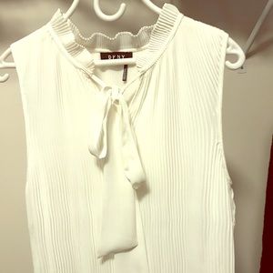 DKNY White sleeveless pleated shirt